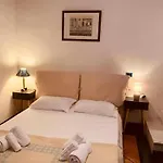 C&o Savoia Deluxe Konukevi 4*
