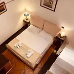 C&o Savoia Deluxe Konukevi Cagliari