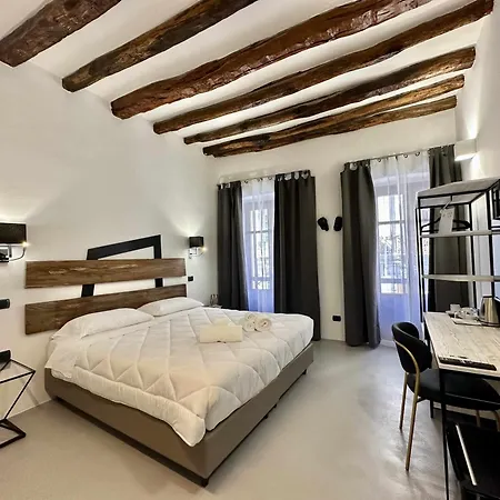 C&o Savoia Deluxe Affittacamere