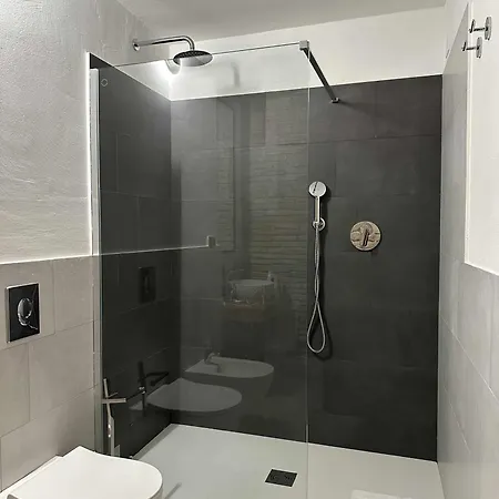 Affittacamere C&o Savoia Deluxe Cagliari