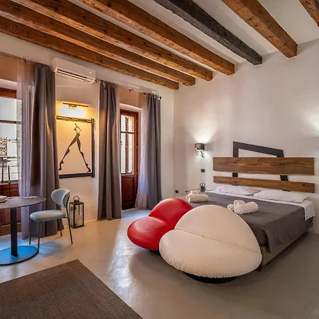 C&o Savoia Deluxe Konukevi 4*