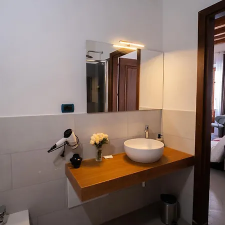 Konukevi C&o Savoia Deluxe 4*