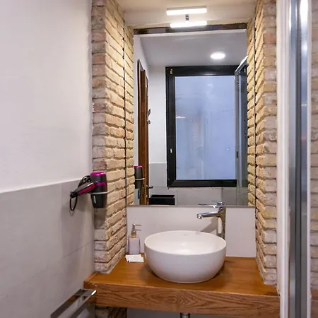 Konukevi C&o Savoia Deluxe 4*
