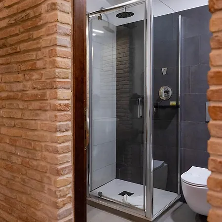 C&o Savoia Deluxe Konukevi Cagliari